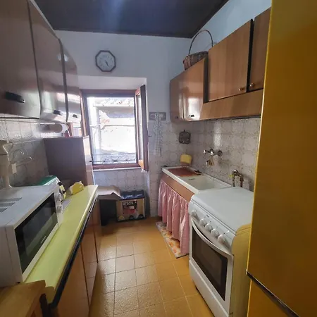 Borgo Maggiore Апартаменты Радикофани